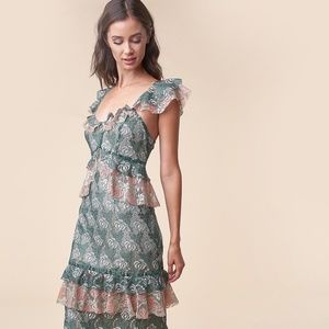Loni Lace Maxi Dress